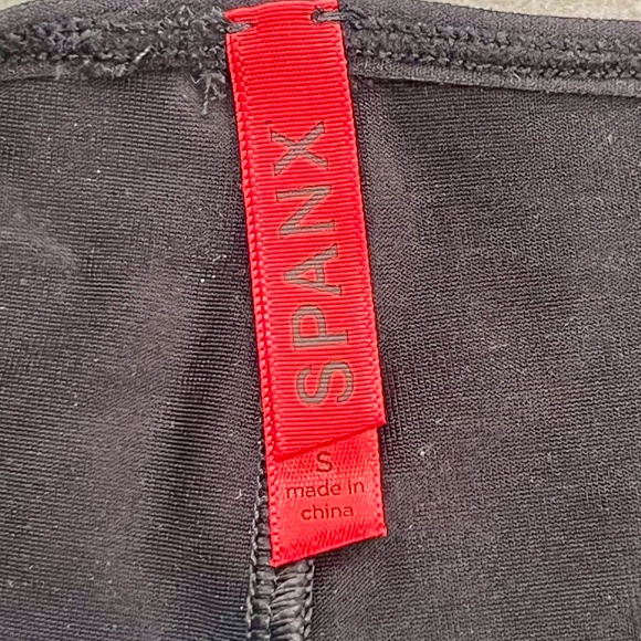 SPANX Slimplicity High Waist Mid Thigh Shaper Shapewear Shorts Size Small Black - Picture 5 of 8